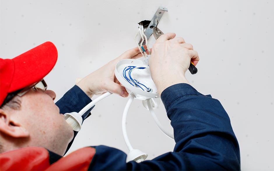 recherche travail électricien bâtiment Paris 15
